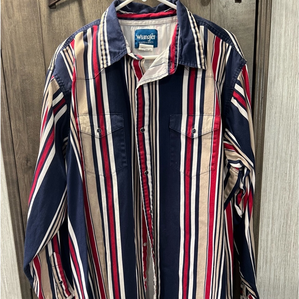Wrangler long sleeve shirt